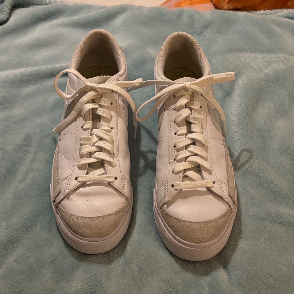 Nike platform sneakers. Size 91/2.